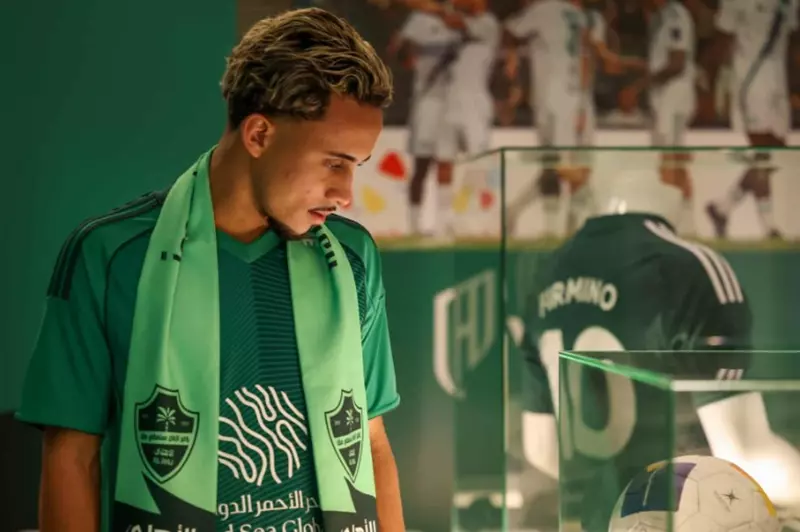 "البرازيلي الثالث".. أهلي جدة يعلن ضم ماتيوس جونسالفيس